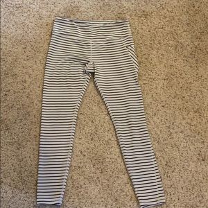 Striped leggings